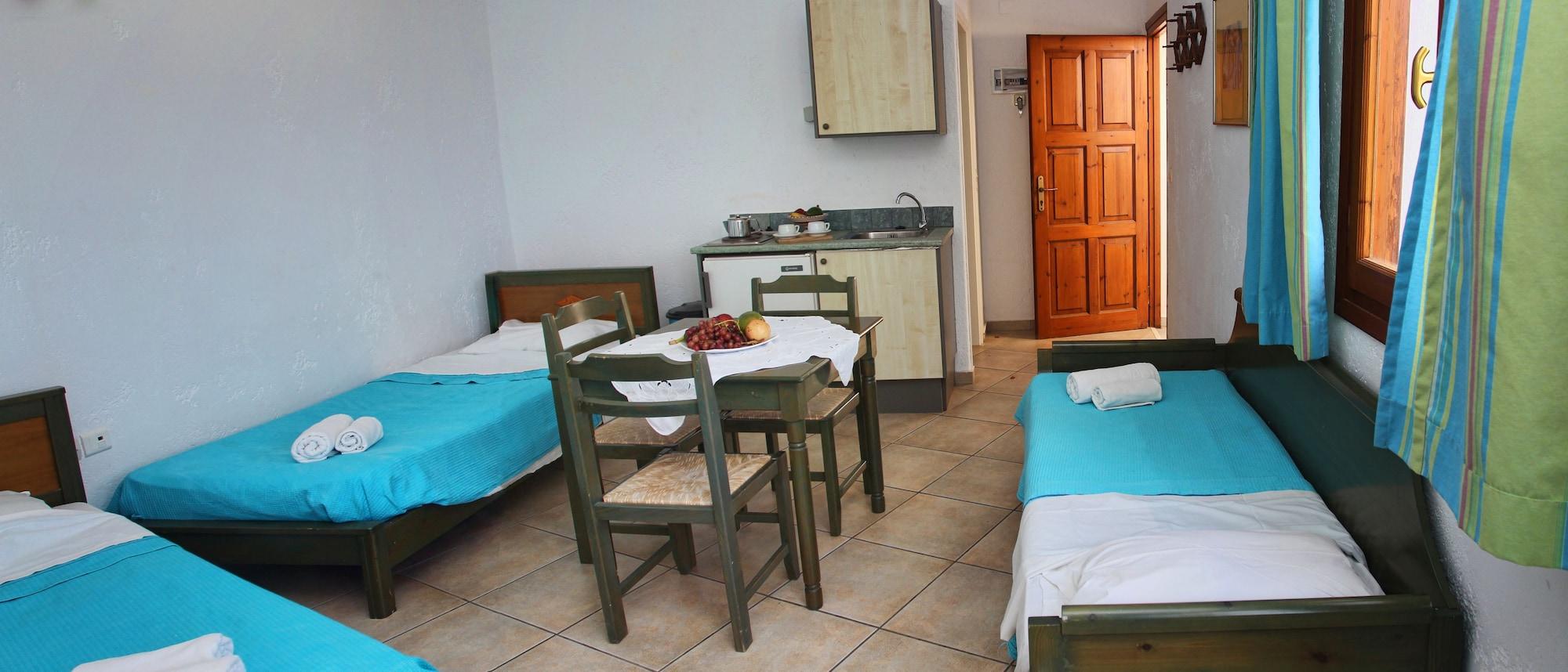 Romantica Hotel Apartments Herszonisszosz Kültér fotó