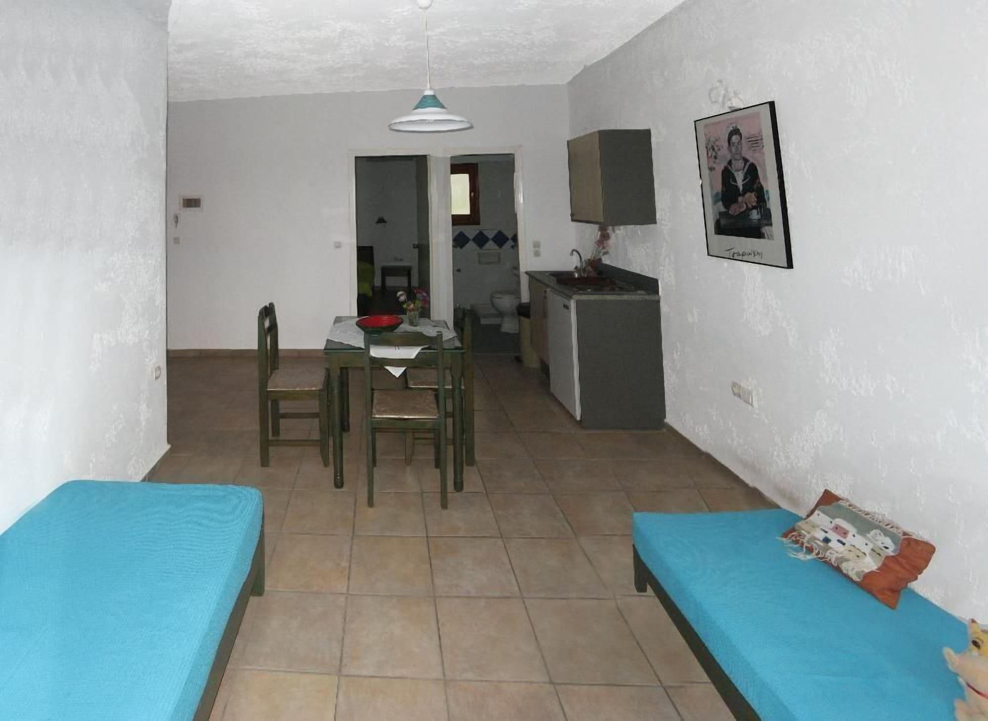 Romantica Hotel Apartments Herszonisszosz Kültér fotó