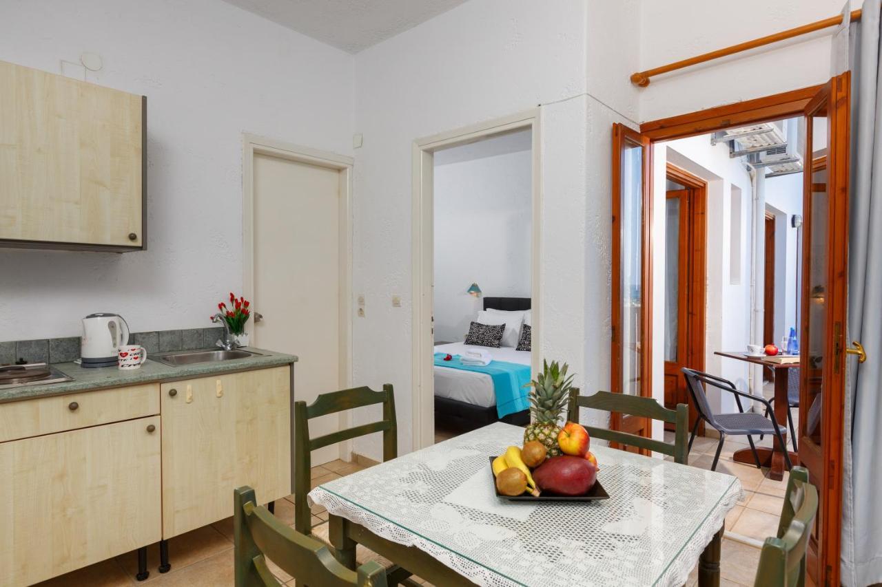 Romantica Hotel Apartments Herszonisszosz Kültér fotó