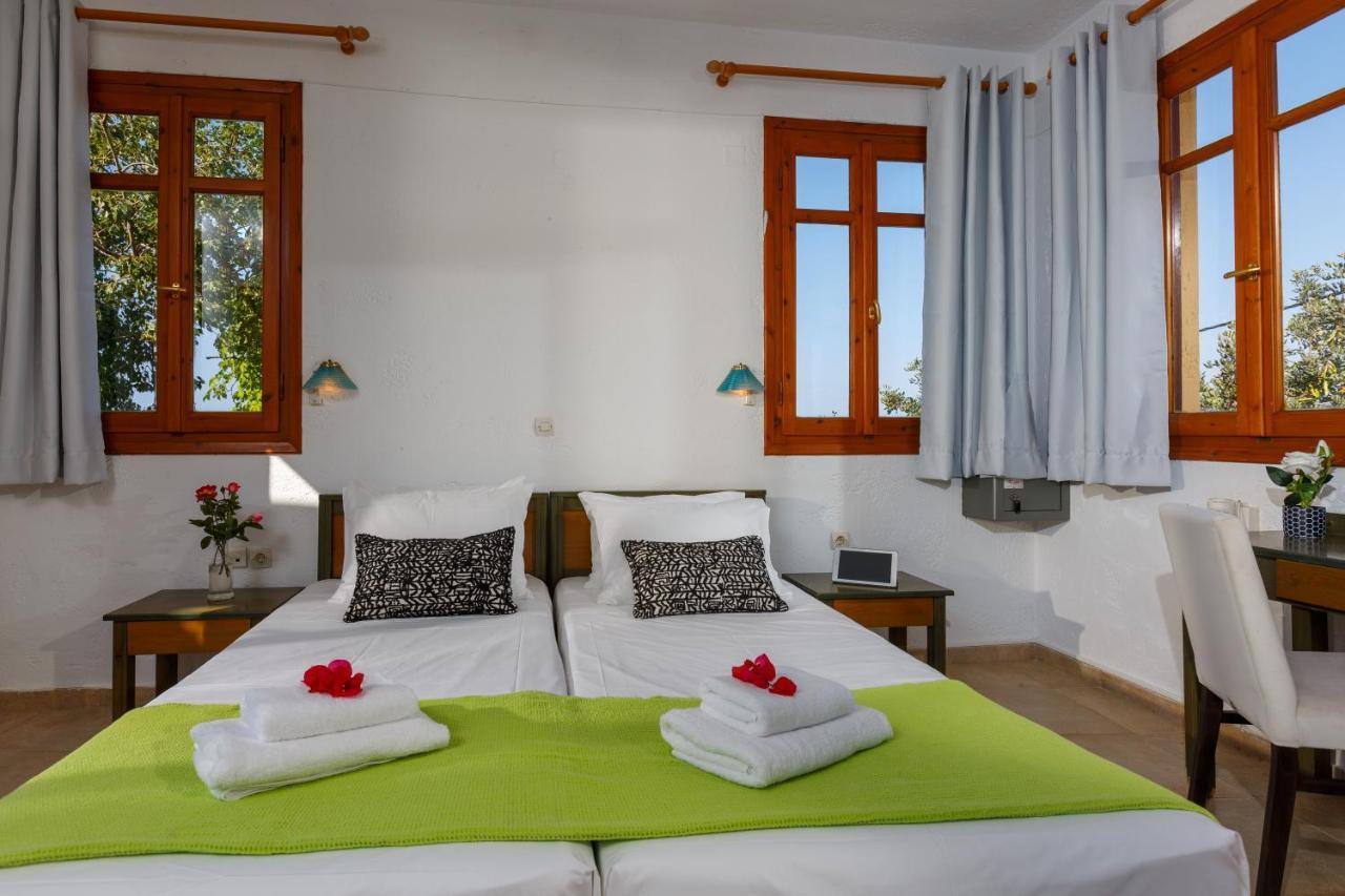 Romantica Hotel Apartments Herszonisszosz Kültér fotó